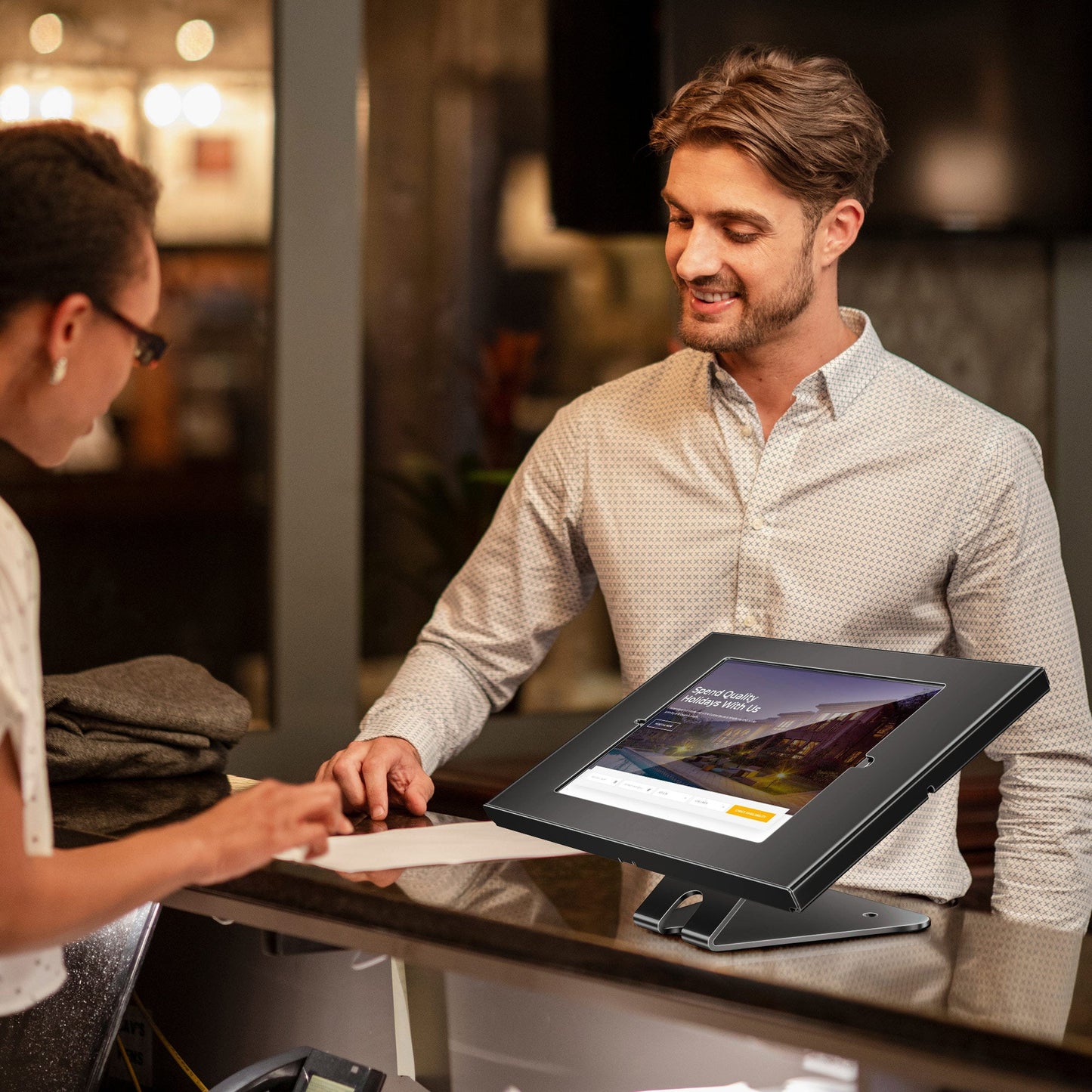 盗難防止タブレットキオスクスタンド-壁掛け・卓上両用 TH-328